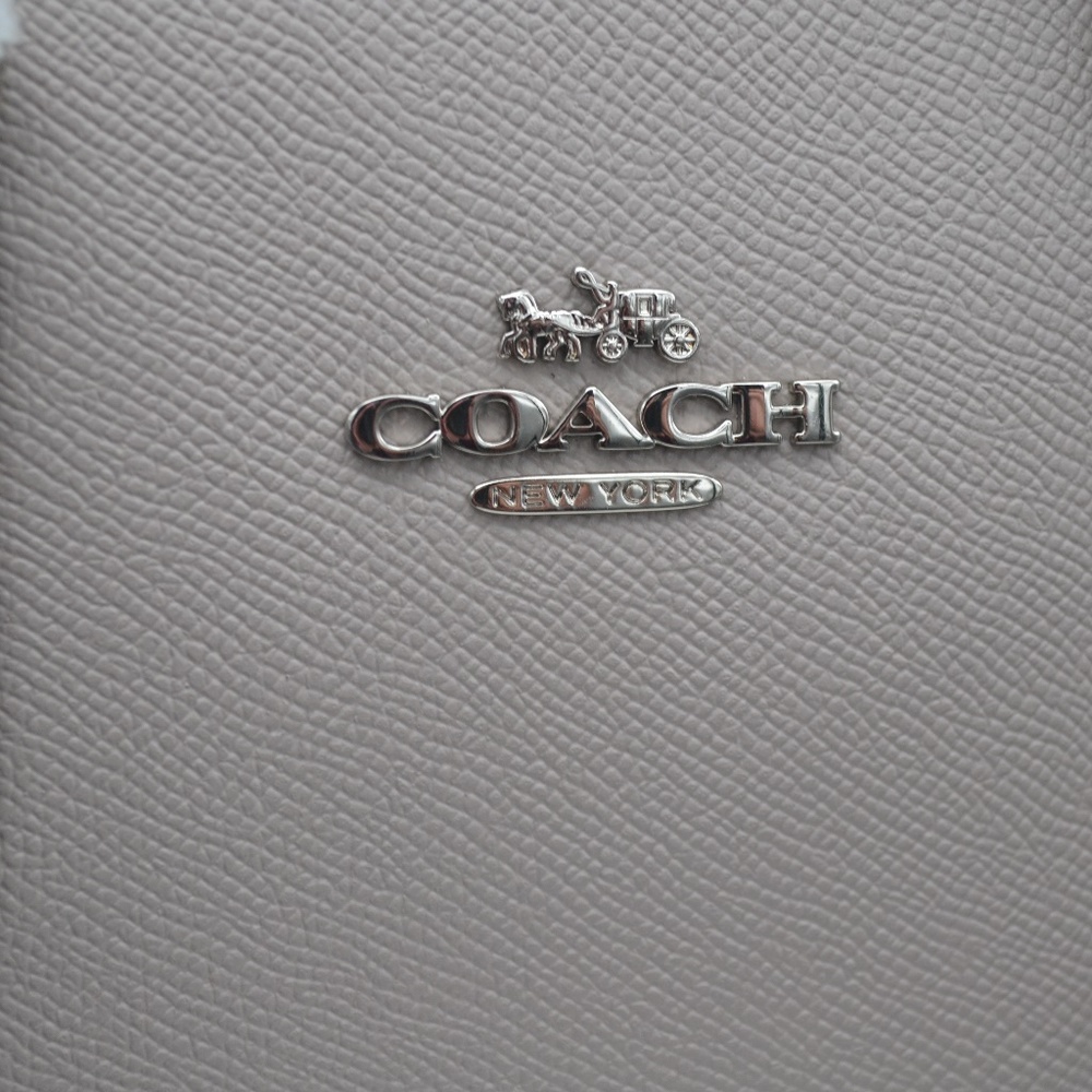 COACH LEAH SATCHEL WITH STARDUST CRYSTAL RIVETS - Picture 5 of 9